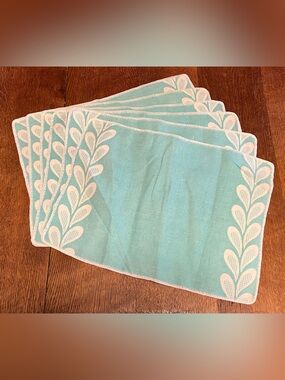Aqua Teal & White Placemat Set (6 ct)